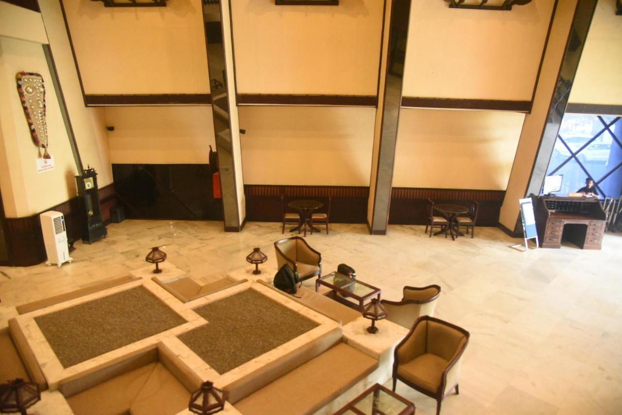 Manuelsons Malabar Palace Kozhikode Exterior photo