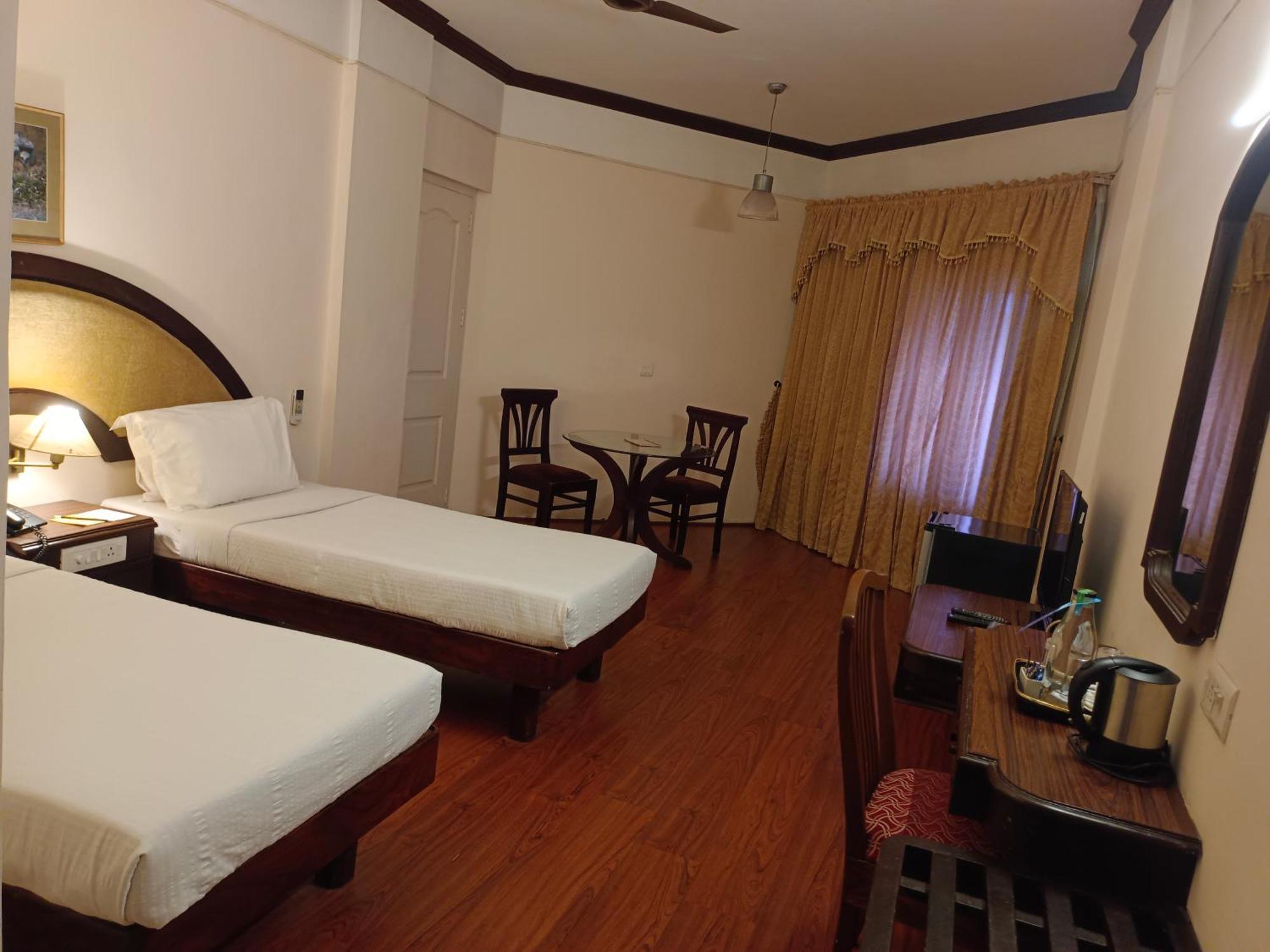 Manuelsons Malabar Palace Kozhikode Exterior photo